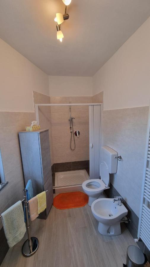Ca Ed Giuanoto Appartement Santo Stefano Belbo Buitenkant foto