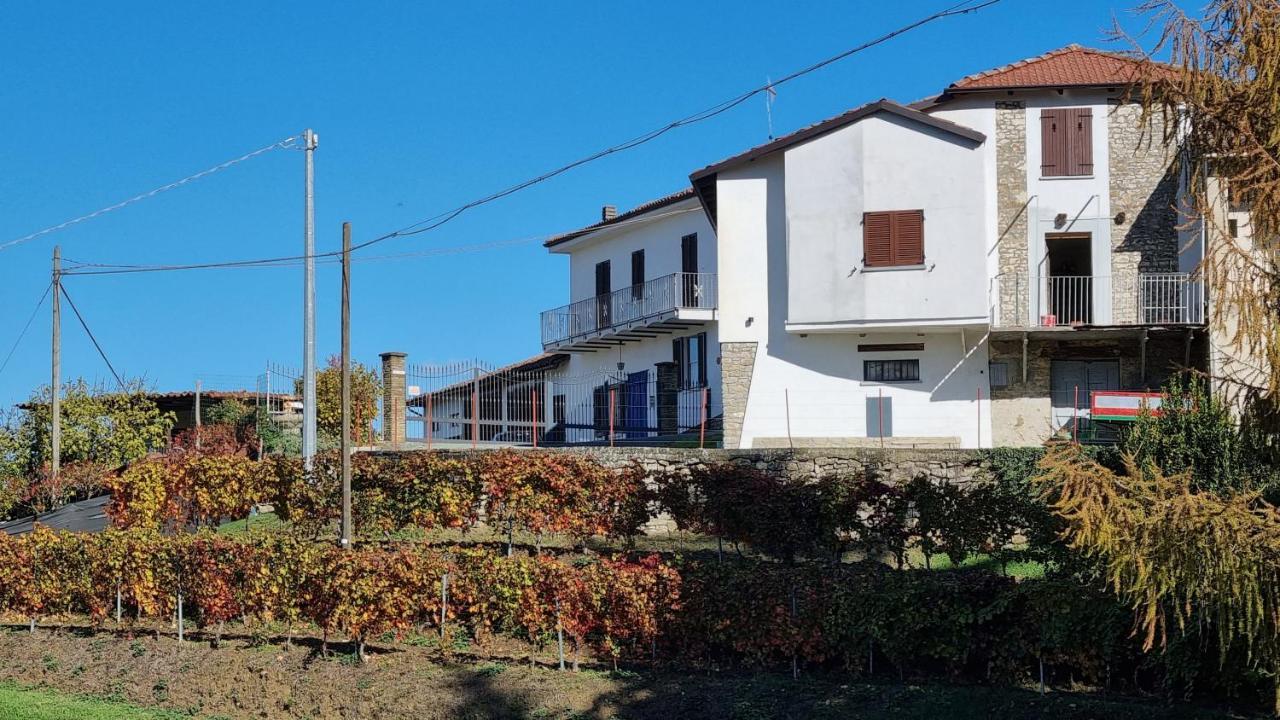 Ca Ed Giuanoto Appartement Santo Stefano Belbo Buitenkant foto