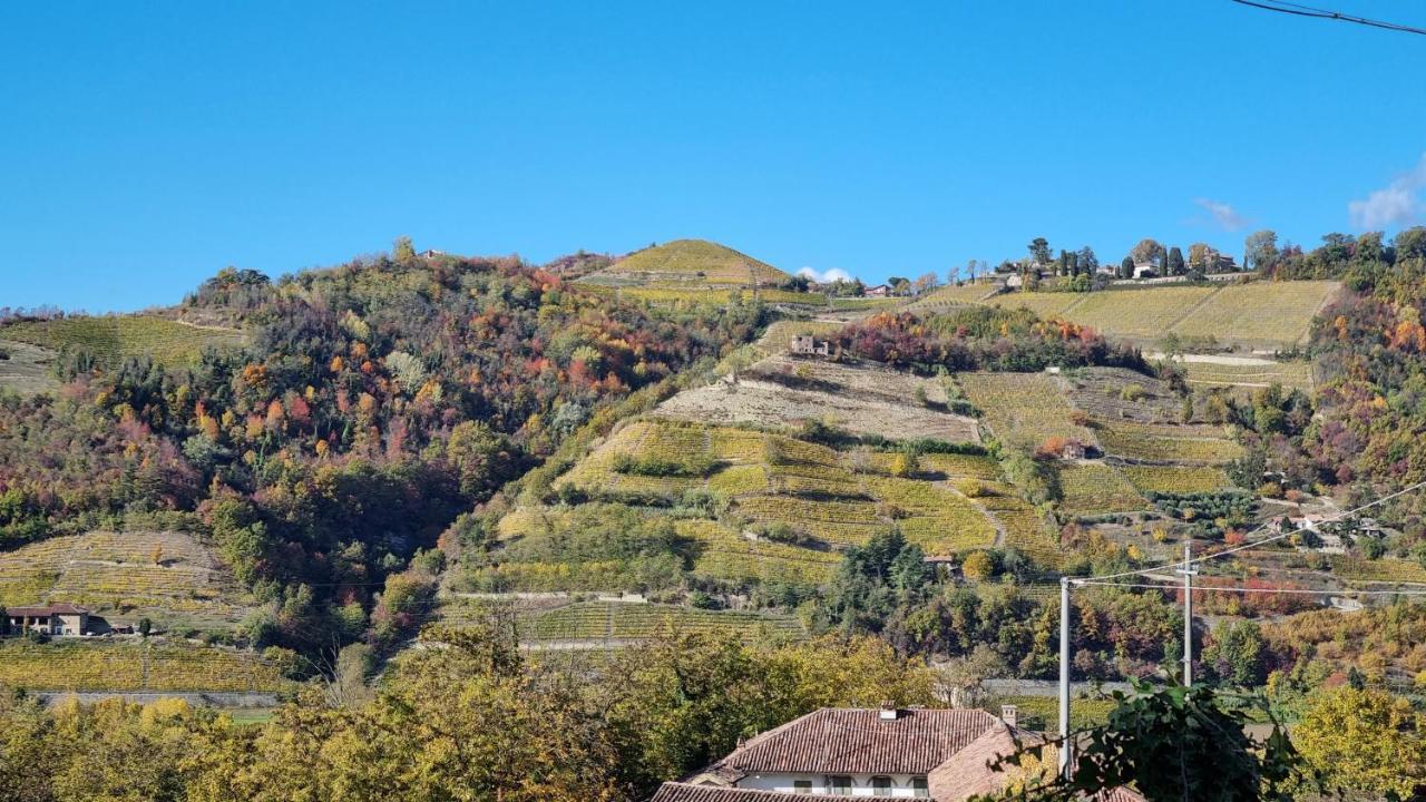 Ca Ed Giuanoto Appartement Santo Stefano Belbo Buitenkant foto