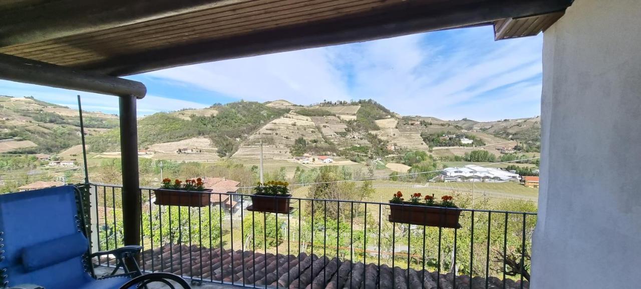 Ca Ed Giuanoto Appartement Santo Stefano Belbo Buitenkant foto