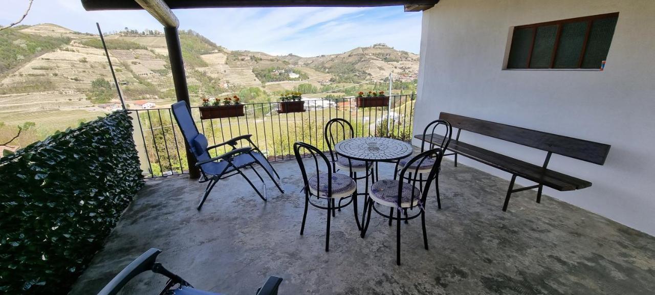 Ca Ed Giuanoto Appartement Santo Stefano Belbo Buitenkant foto